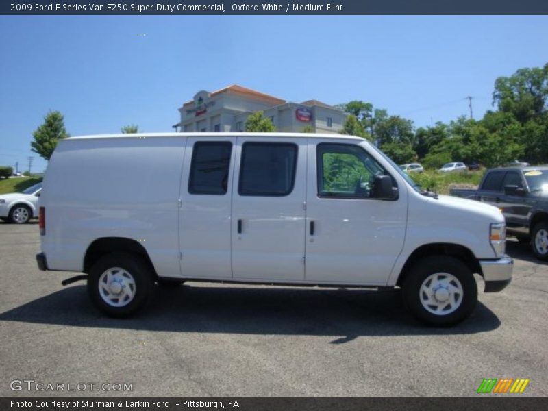 Oxford White / Medium Flint 2009 Ford E Series Van E250 Super Duty Commercial