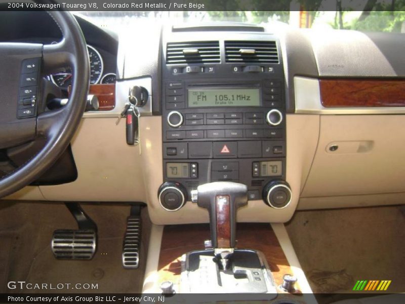Colorado Red Metallic / Pure Beige 2004 Volkswagen Touareg V8