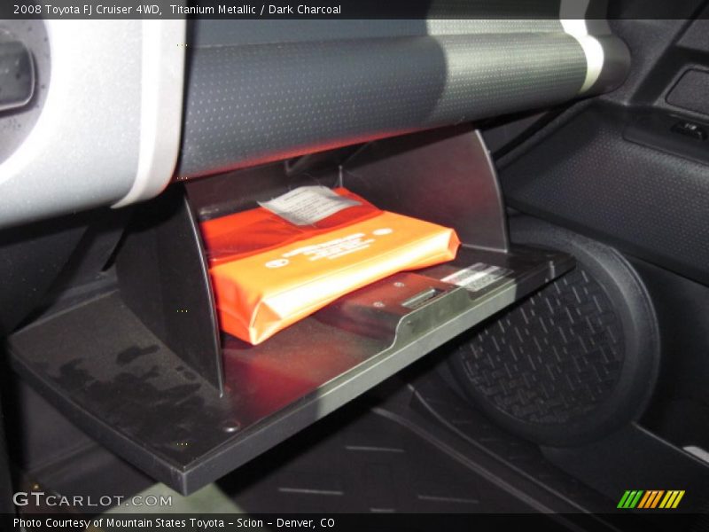 Titanium Metallic / Dark Charcoal 2008 Toyota FJ Cruiser 4WD