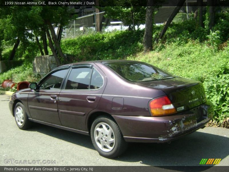 Black Cherry Metallic / Dusk 1999 Nissan Altima GXE