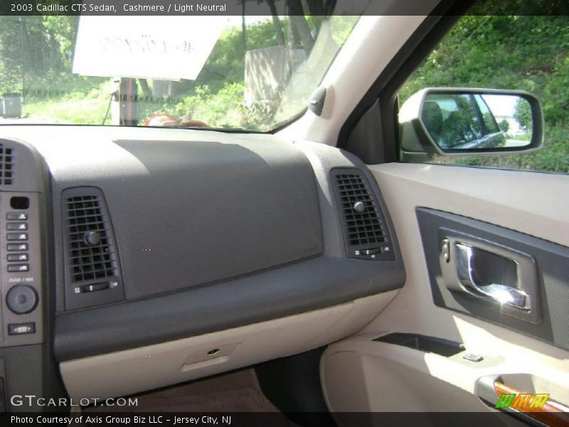 Cashmere / Light Neutral 2003 Cadillac CTS Sedan