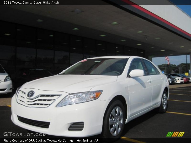 Super White / Ash 2011 Toyota Camry