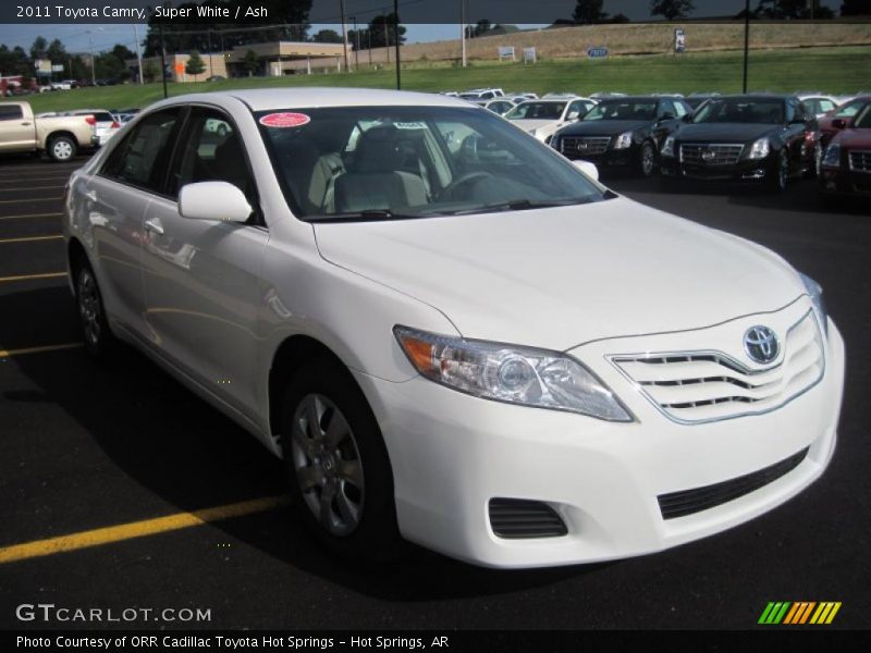 Super White / Ash 2011 Toyota Camry