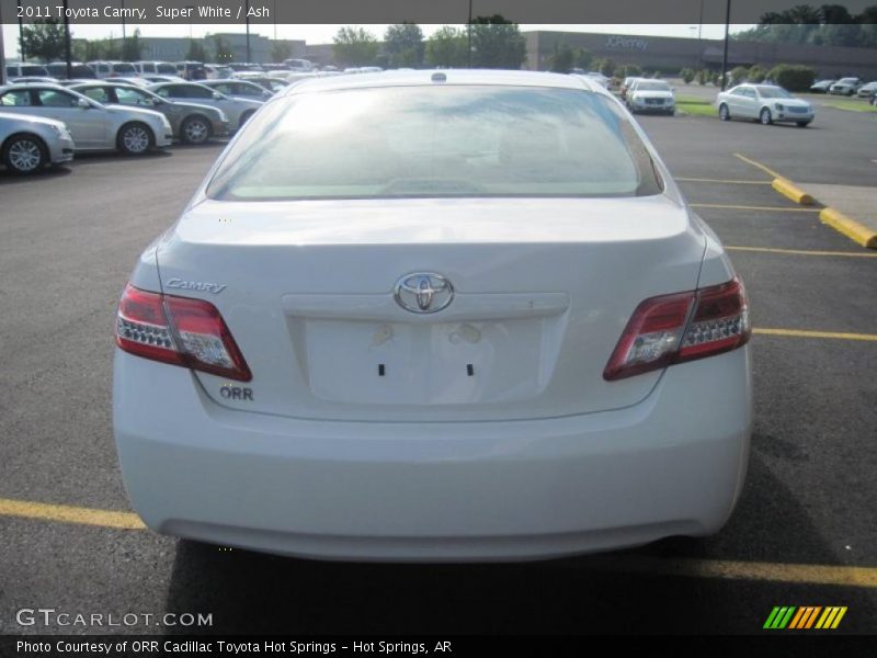 Super White / Ash 2011 Toyota Camry
