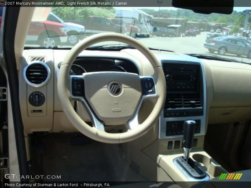 Light French Silk Metallic / Camel 2007 Mercury Mountaineer AWD
