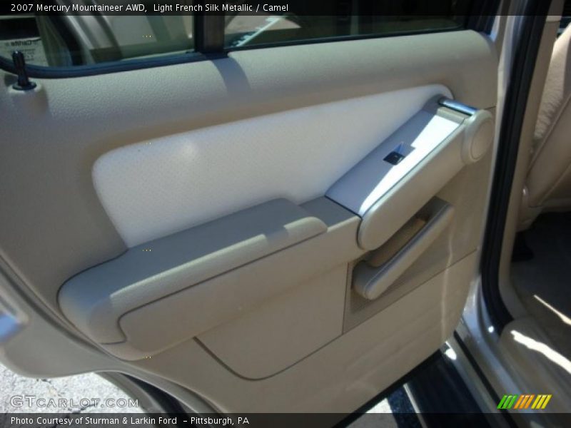 Light French Silk Metallic / Camel 2007 Mercury Mountaineer AWD
