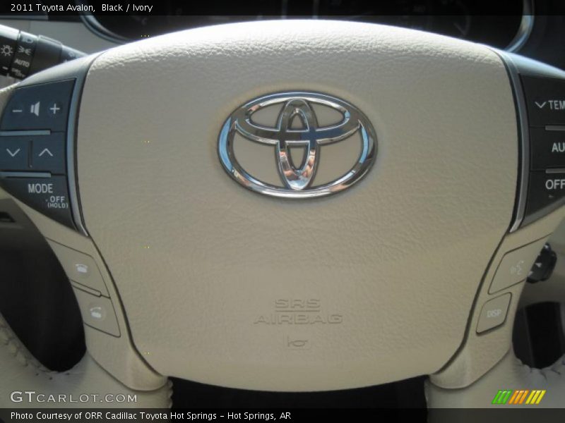 Black / Ivory 2011 Toyota Avalon