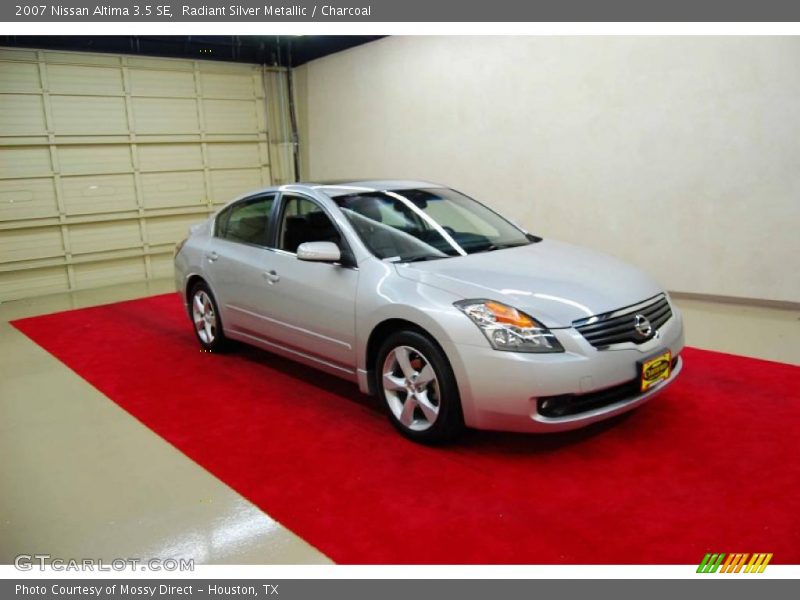 Radiant Silver Metallic / Charcoal 2007 Nissan Altima 3.5 SE