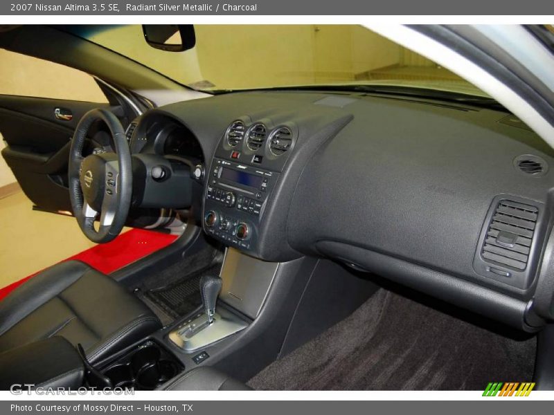 Radiant Silver Metallic / Charcoal 2007 Nissan Altima 3.5 SE