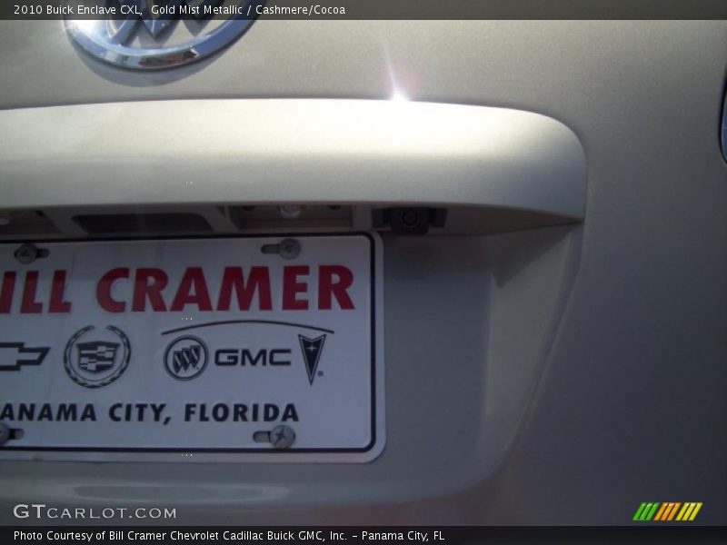 Gold Mist Metallic / Cashmere/Cocoa 2010 Buick Enclave CXL