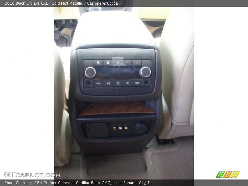 Gold Mist Metallic / Cashmere/Cocoa 2010 Buick Enclave CXL