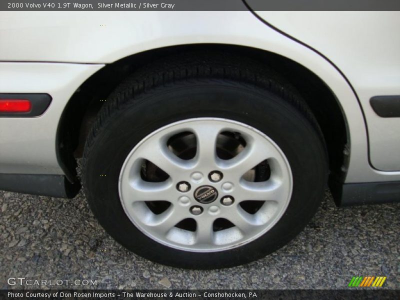 Silver Metallic / Silver Gray 2000 Volvo V40 1.9T Wagon