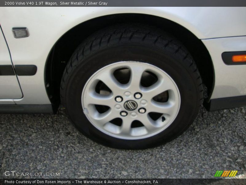 Silver Metallic / Silver Gray 2000 Volvo V40 1.9T Wagon
