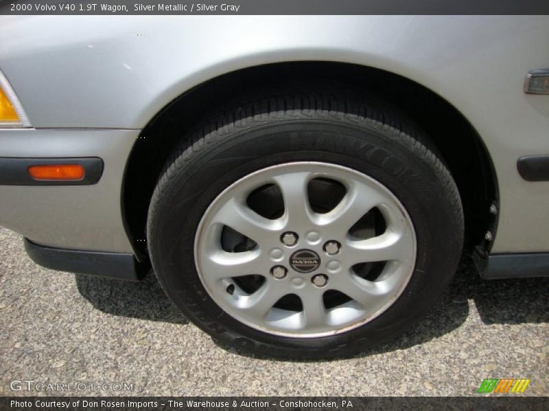 Silver Metallic / Silver Gray 2000 Volvo V40 1.9T Wagon