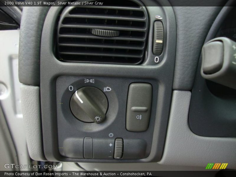 Silver Metallic / Silver Gray 2000 Volvo V40 1.9T Wagon