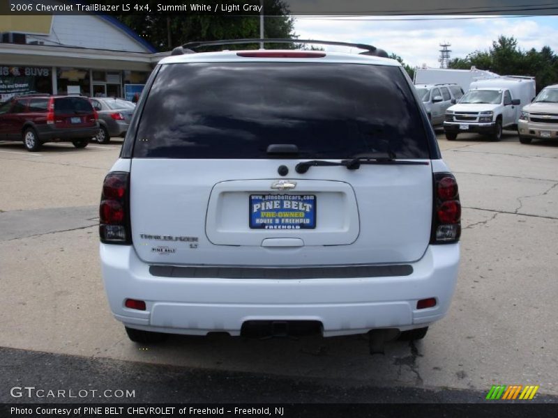 Summit White / Light Gray 2006 Chevrolet TrailBlazer LS 4x4