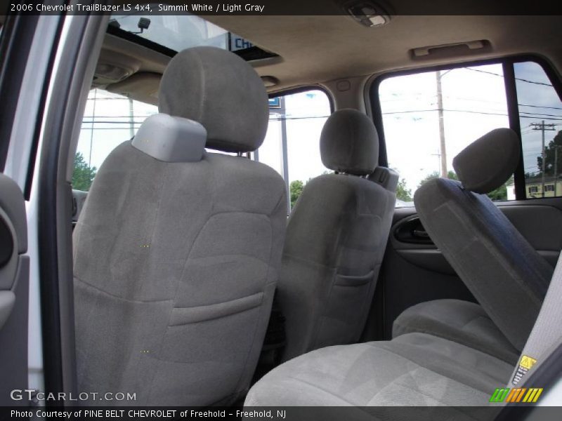Summit White / Light Gray 2006 Chevrolet TrailBlazer LS 4x4