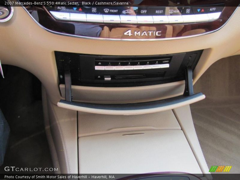 Black / Cashmere/Savanna 2007 Mercedes-Benz S 550 4Matic Sedan