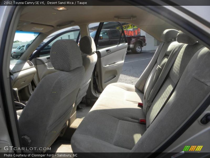 Desert Sand Mica / Taupe 2002 Toyota Camry SE V6