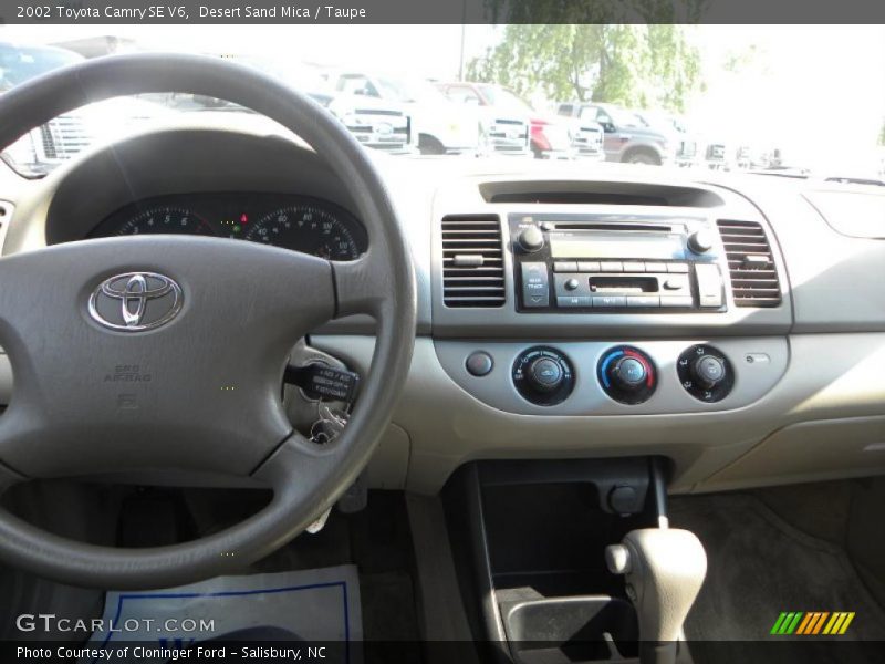 Desert Sand Mica / Taupe 2002 Toyota Camry SE V6