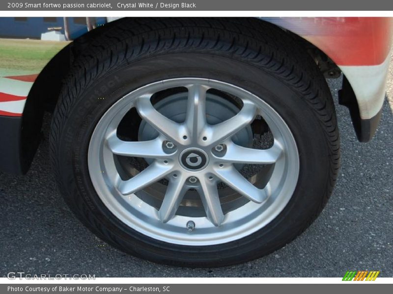 Crystal White / Design Black 2009 Smart fortwo passion cabriolet