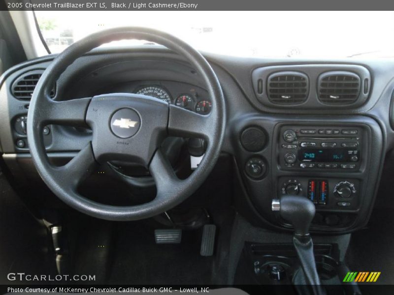 Black / Light Cashmere/Ebony 2005 Chevrolet TrailBlazer EXT LS