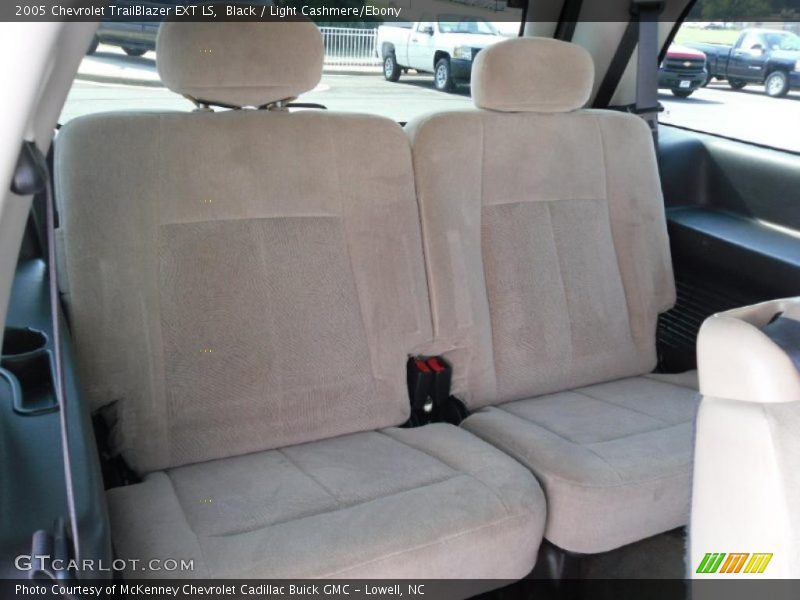 Black / Light Cashmere/Ebony 2005 Chevrolet TrailBlazer EXT LS