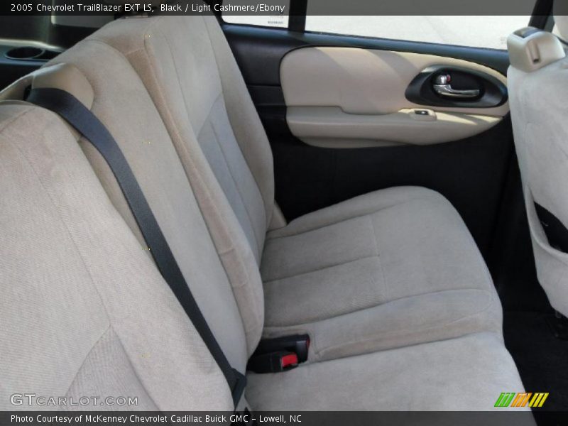 Black / Light Cashmere/Ebony 2005 Chevrolet TrailBlazer EXT LS