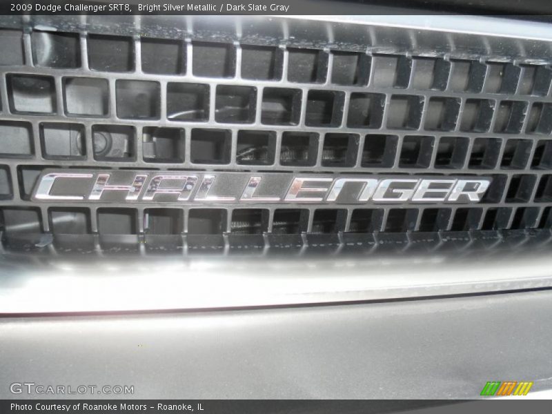 Bright Silver Metallic / Dark Slate Gray 2009 Dodge Challenger SRT8
