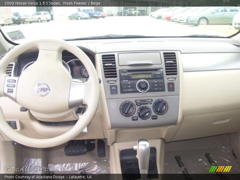 Fresh Powder / Beige 2009 Nissan Versa 1.8 S Sedan