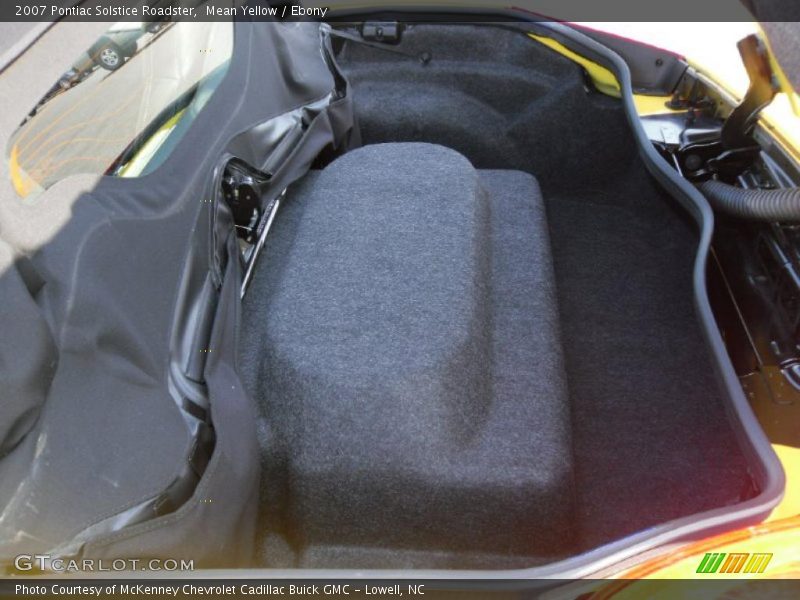 Mean Yellow / Ebony 2007 Pontiac Solstice Roadster