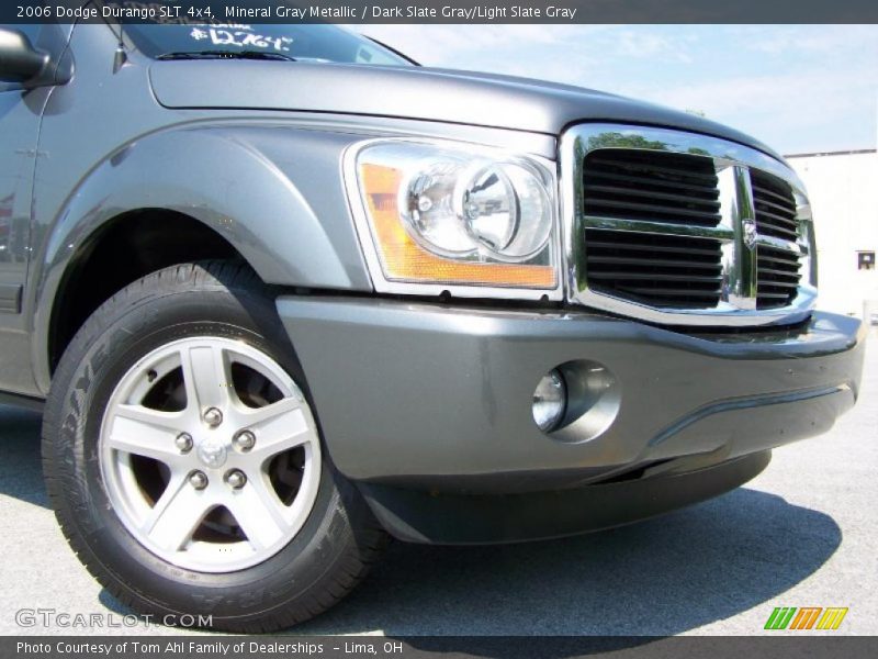 Mineral Gray Metallic / Dark Slate Gray/Light Slate Gray 2006 Dodge Durango SLT 4x4