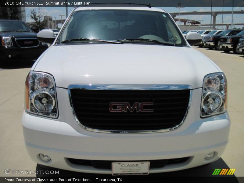 Summit White / Light Tan 2010 GMC Yukon SLE