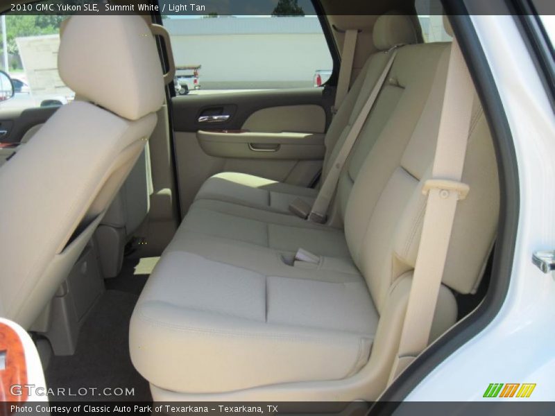 Summit White / Light Tan 2010 GMC Yukon SLE