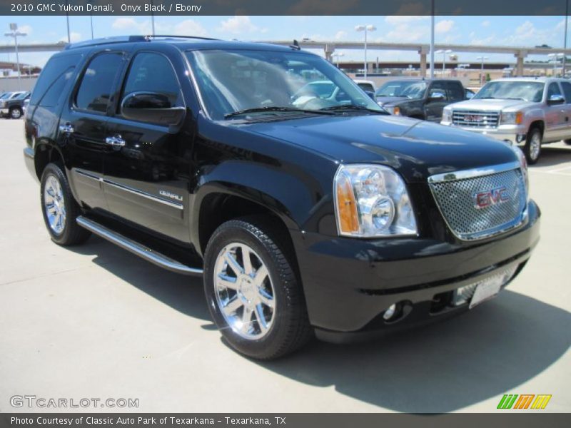 Onyx Black / Ebony 2010 GMC Yukon Denali