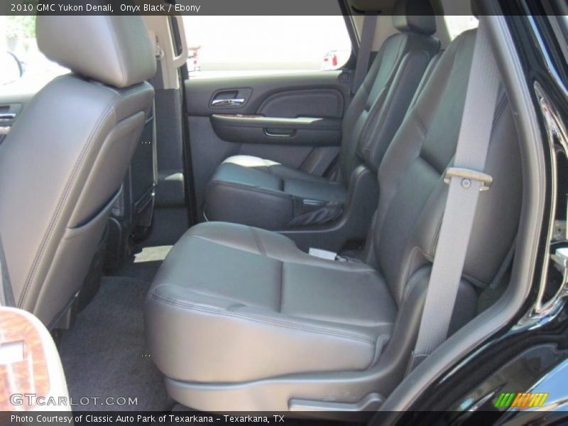 Onyx Black / Ebony 2010 GMC Yukon Denali