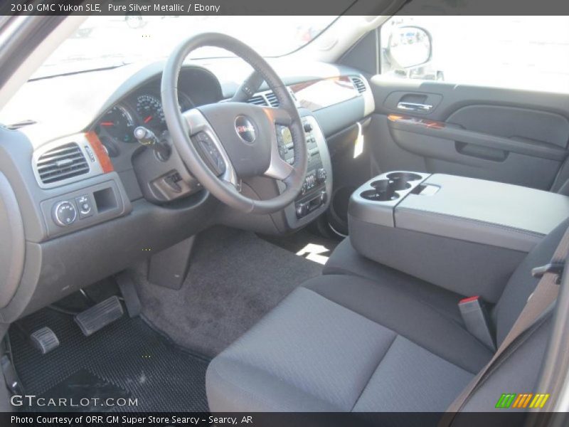 Pure Silver Metallic / Ebony 2010 GMC Yukon SLE