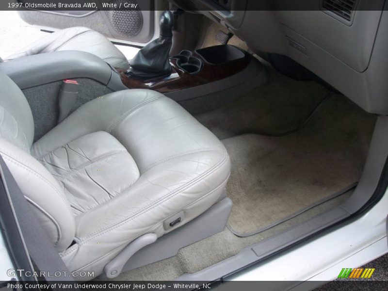 White / Gray 1997 Oldsmobile Bravada AWD
