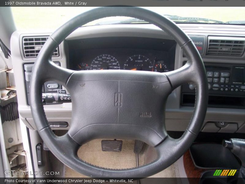 White / Gray 1997 Oldsmobile Bravada AWD