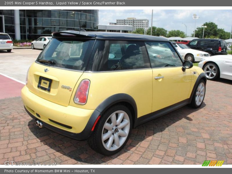 Liquid Yellow / Space Grey/Panther Black 2005 Mini Cooper S Hardtop