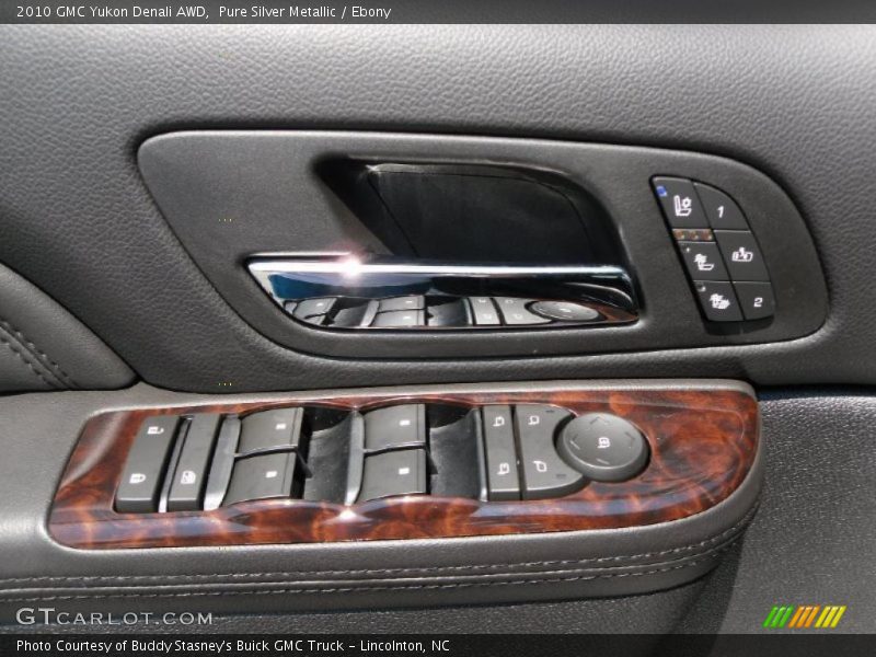 Pure Silver Metallic / Ebony 2010 GMC Yukon Denali AWD