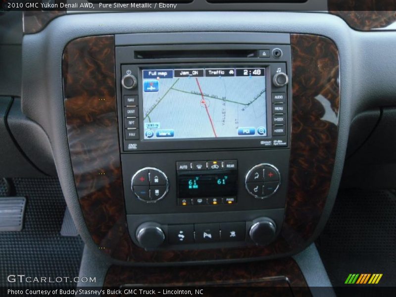 Pure Silver Metallic / Ebony 2010 GMC Yukon Denali AWD