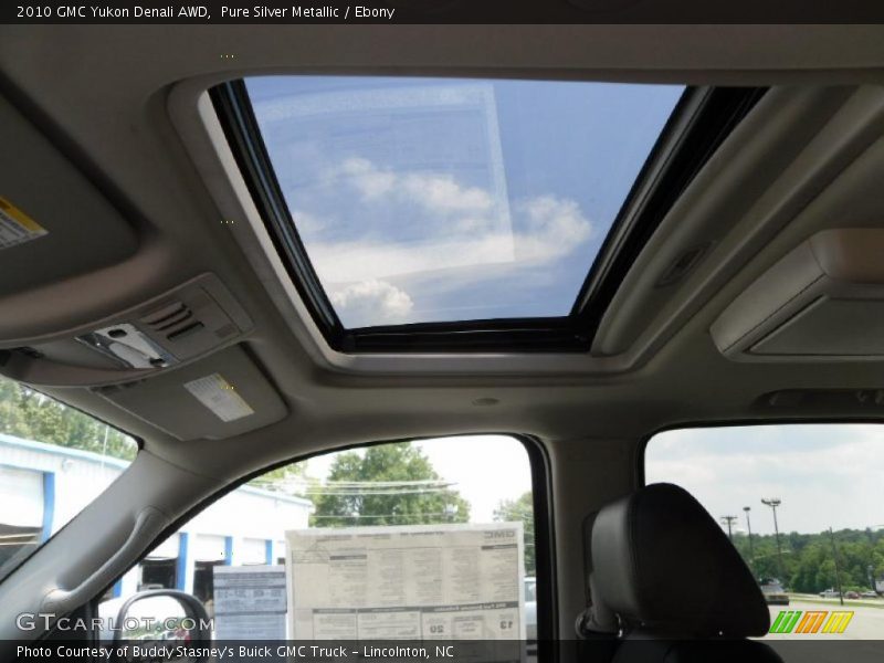 Pure Silver Metallic / Ebony 2010 GMC Yukon Denali AWD