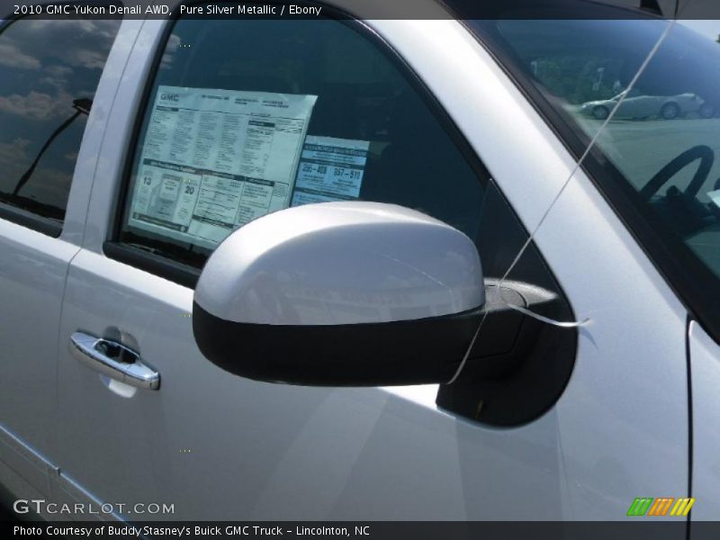 Pure Silver Metallic / Ebony 2010 GMC Yukon Denali AWD