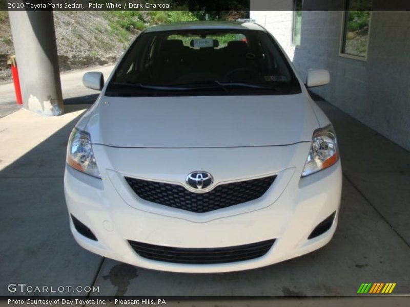 Polar White / Dark Charcoal 2010 Toyota Yaris Sedan