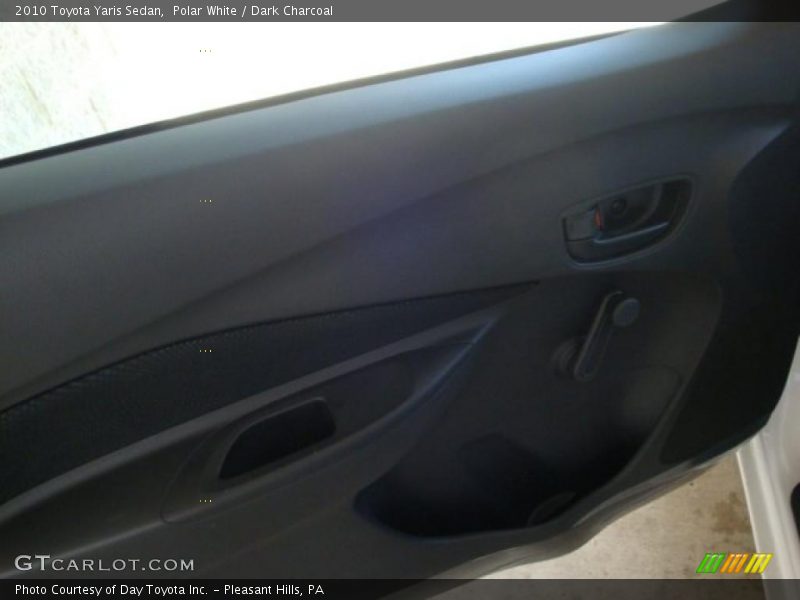 Polar White / Dark Charcoal 2010 Toyota Yaris Sedan