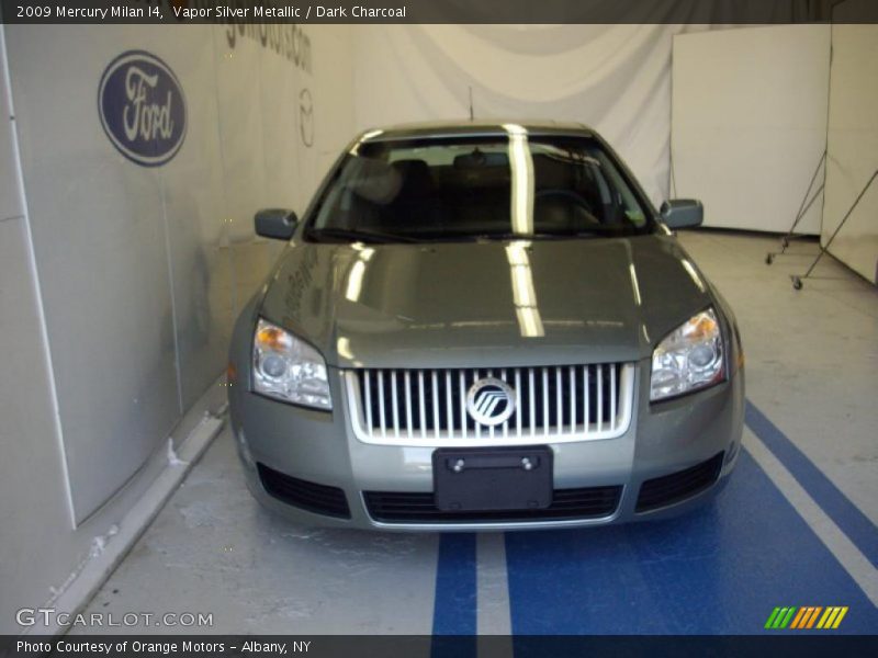 Vapor Silver Metallic / Dark Charcoal 2009 Mercury Milan I4