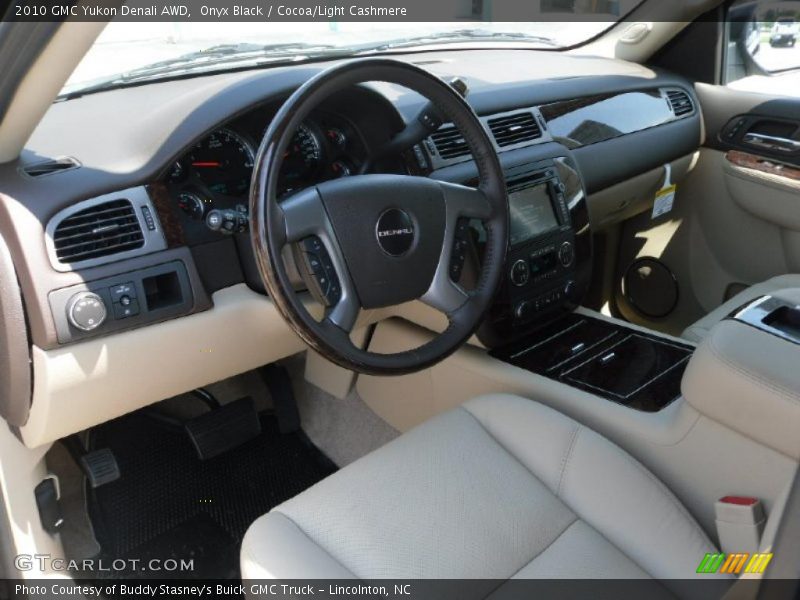 Onyx Black / Cocoa/Light Cashmere 2010 GMC Yukon Denali AWD