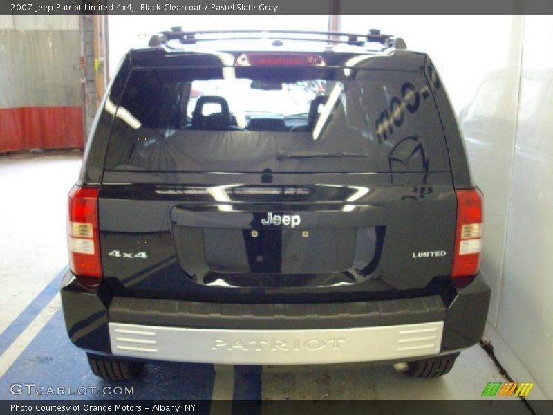 Black Clearcoat / Pastel Slate Gray 2007 Jeep Patriot Limited 4x4