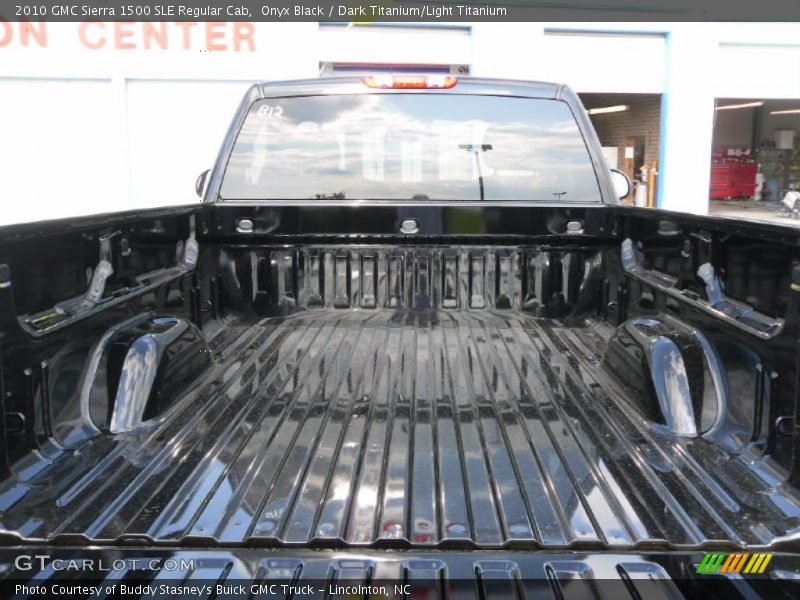 Onyx Black / Dark Titanium/Light Titanium 2010 GMC Sierra 1500 SLE Regular Cab